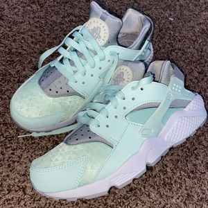 Women air huarache run